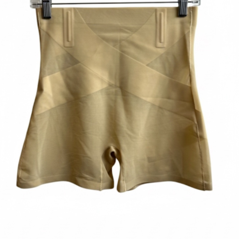 NWOT High Waist Beige High Waist  Women's  ShapeWear Under Garment